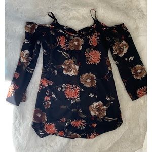 ✨April HP Pick✨ Floral dress